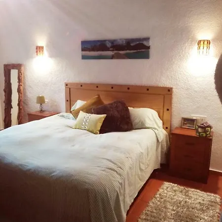 Los Lobitos Bed & Breakfast *